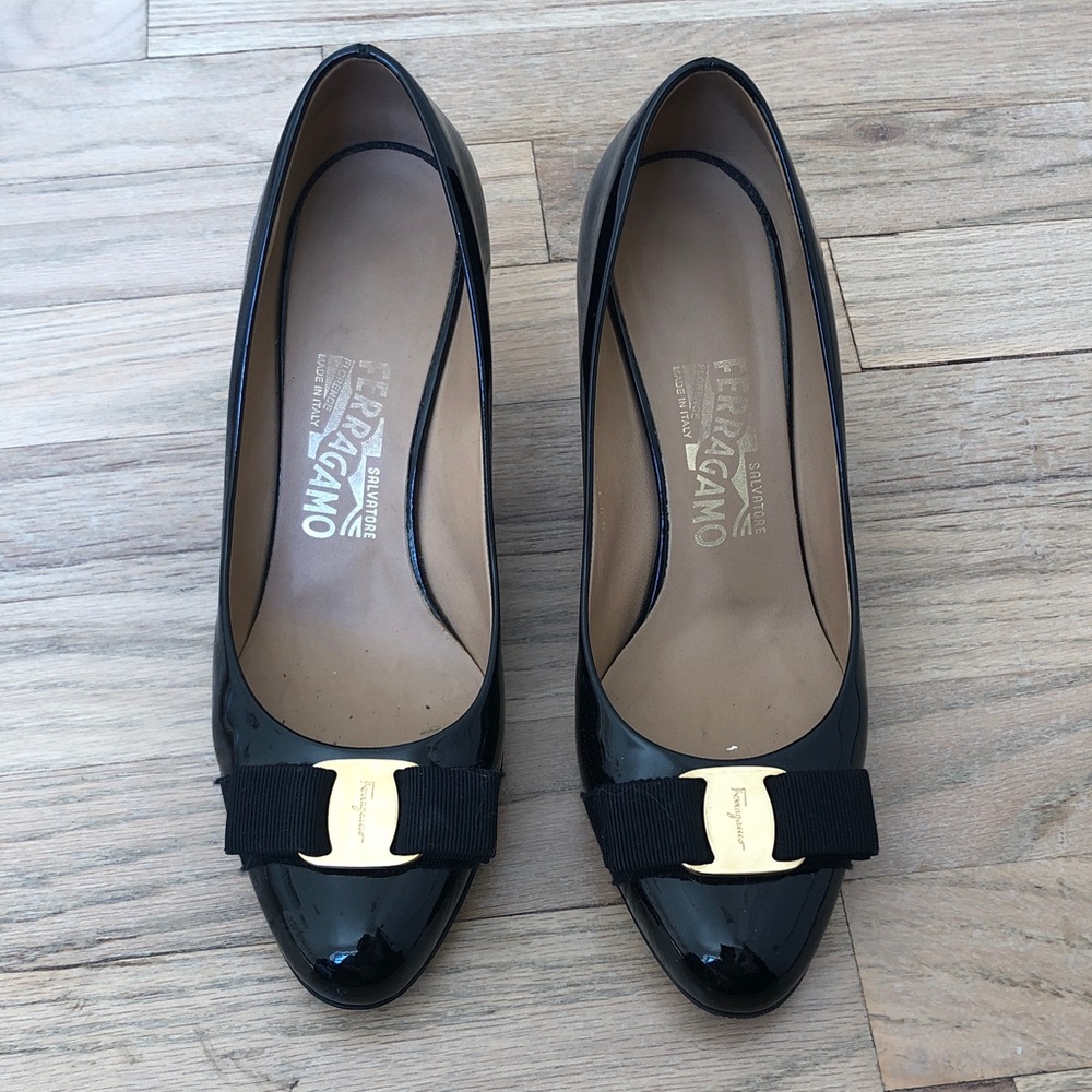 Salvatore Ferragamo Black Patent Leather Flats with Bow